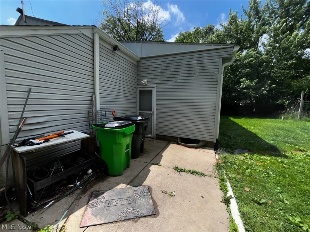 3930 Stow Road Stow, OH 44224 - Photo 5 of 25