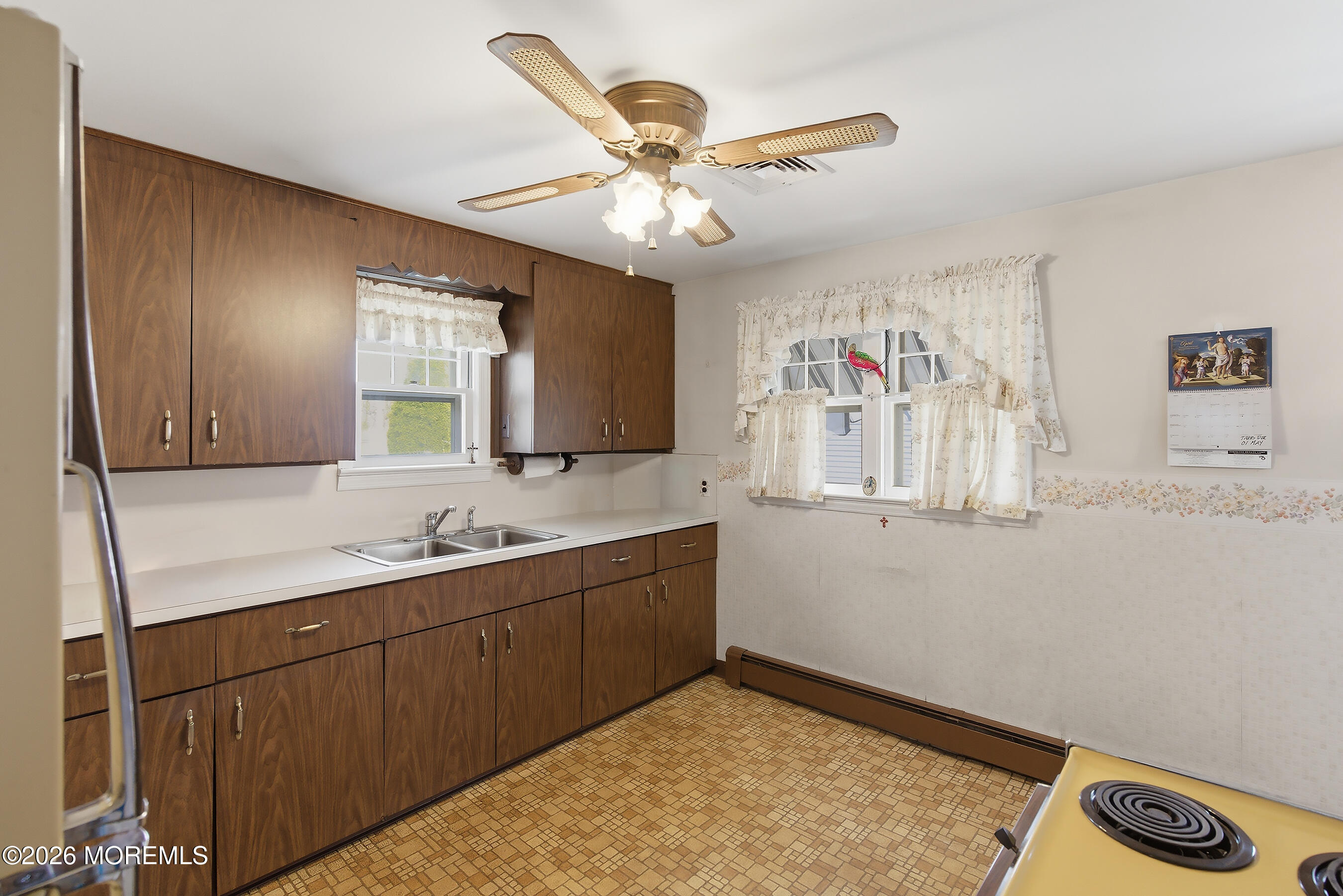 50 Ridge Avenue Manasquan, NJ 08736 - Photo 16 of 32 15-Kitchen 1C declutter