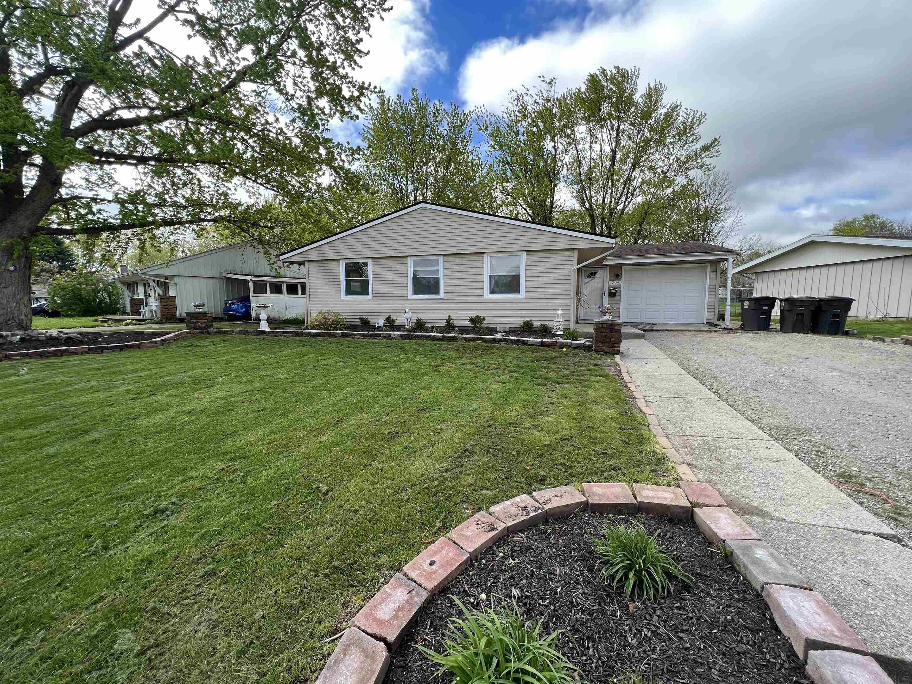 1504 Tulip Tree Road Fort Wayne, IN 46825 - Photo 1 of 16 Gallery Image 1