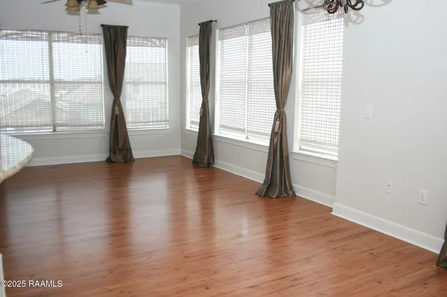 $275,000 | 201 Settlers Trace Boulevard, Unit 2410, Lafayette, LA 70508