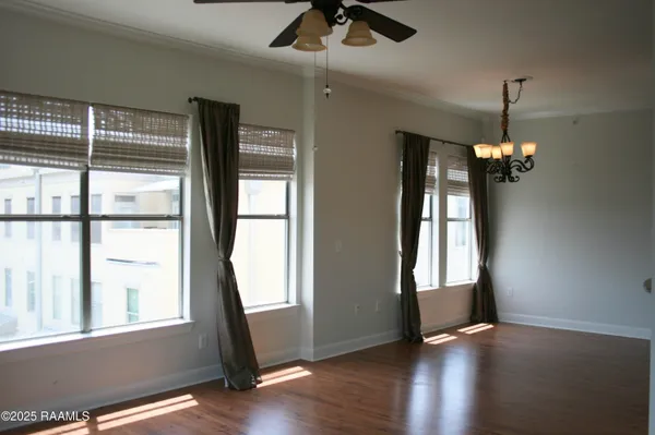 $265,000 | 201 Settlers Trace Boulevard, Unit 2410, Lafayette, LA 70508