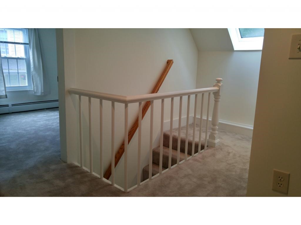 31 Broad Street Rochester, NH 03867 - Photo 17 of 27