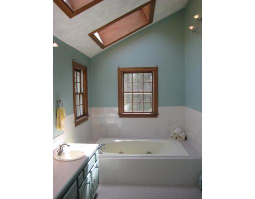 130 Oak Knoll Road Carlisle, MA 01741 - Photo 15 of 19