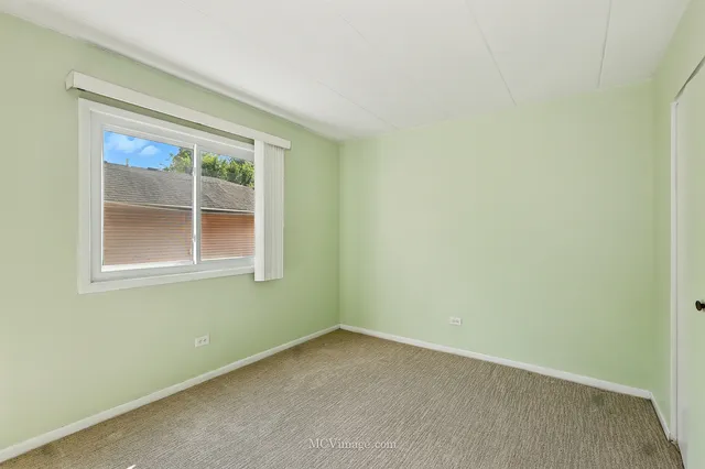 $79,000 | 1040 Hirsch Boulevard, Unit 204, Calumet City, IL 60409