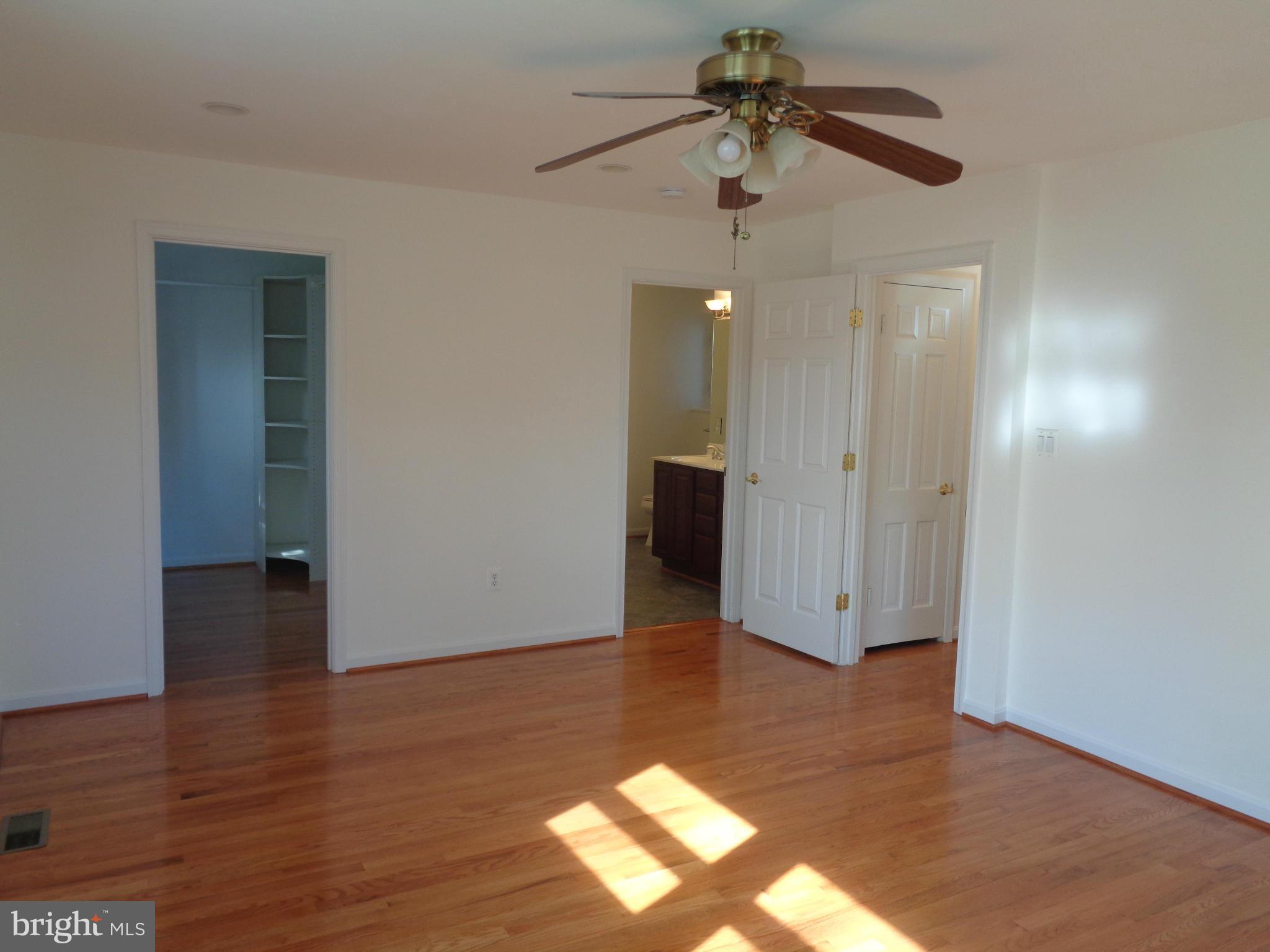 7603 Ingle Place Springfield, VA 22151 - Photo 11 of 30 Bedroom (Master)
