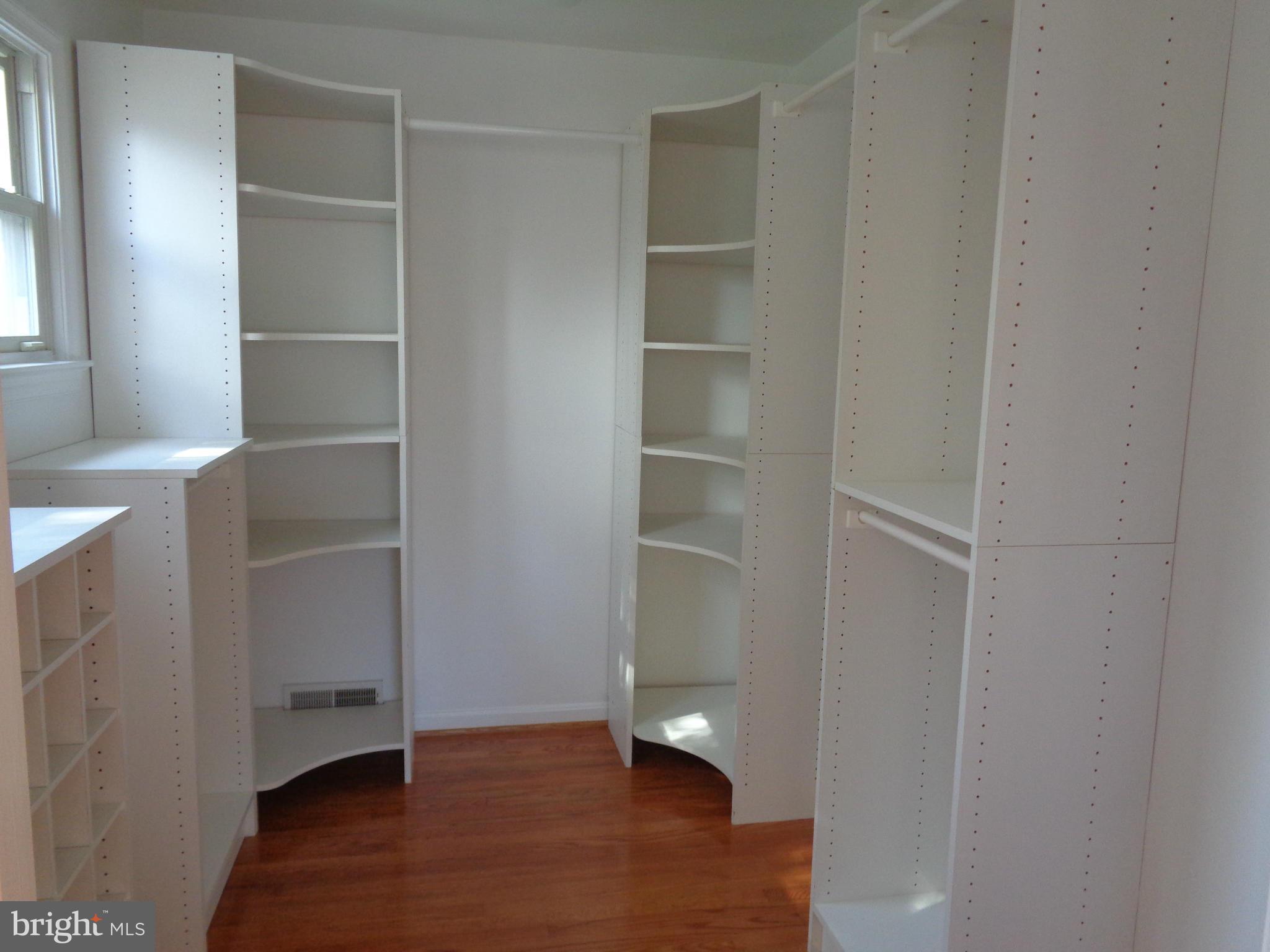 7603 Ingle Place Springfield, VA 22151 - Photo 12 of 30 Bedroom (Master)