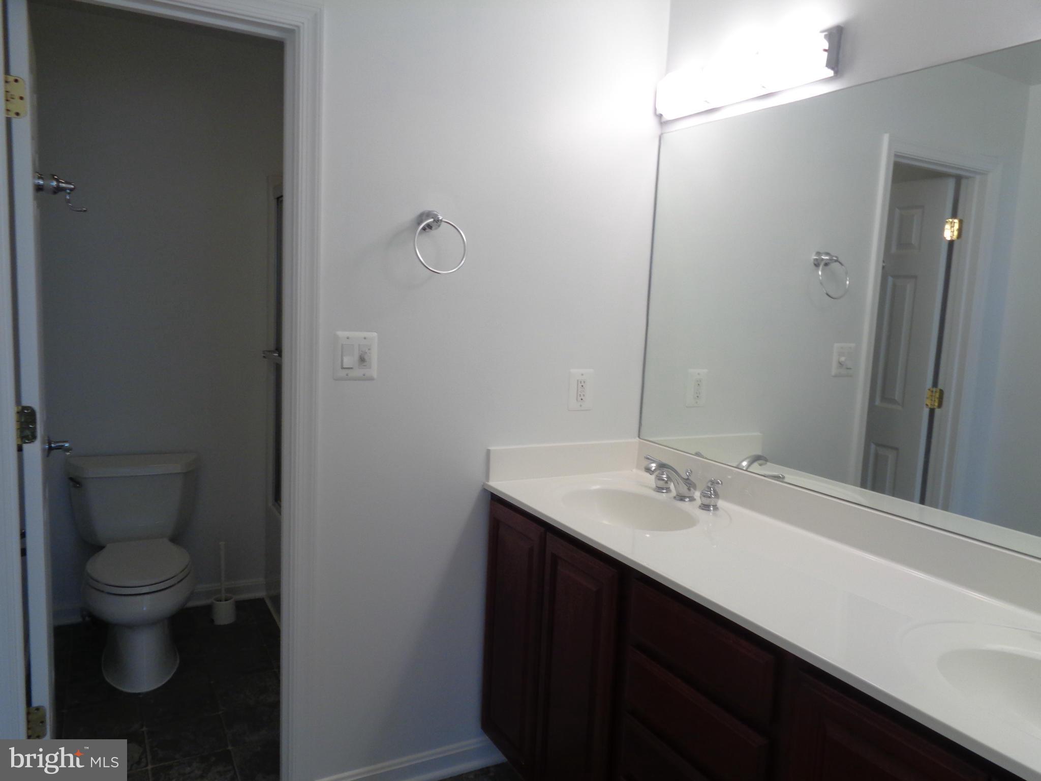 7603 Ingle Place Springfield, VA 22151 - Photo 20 of 30 Bath