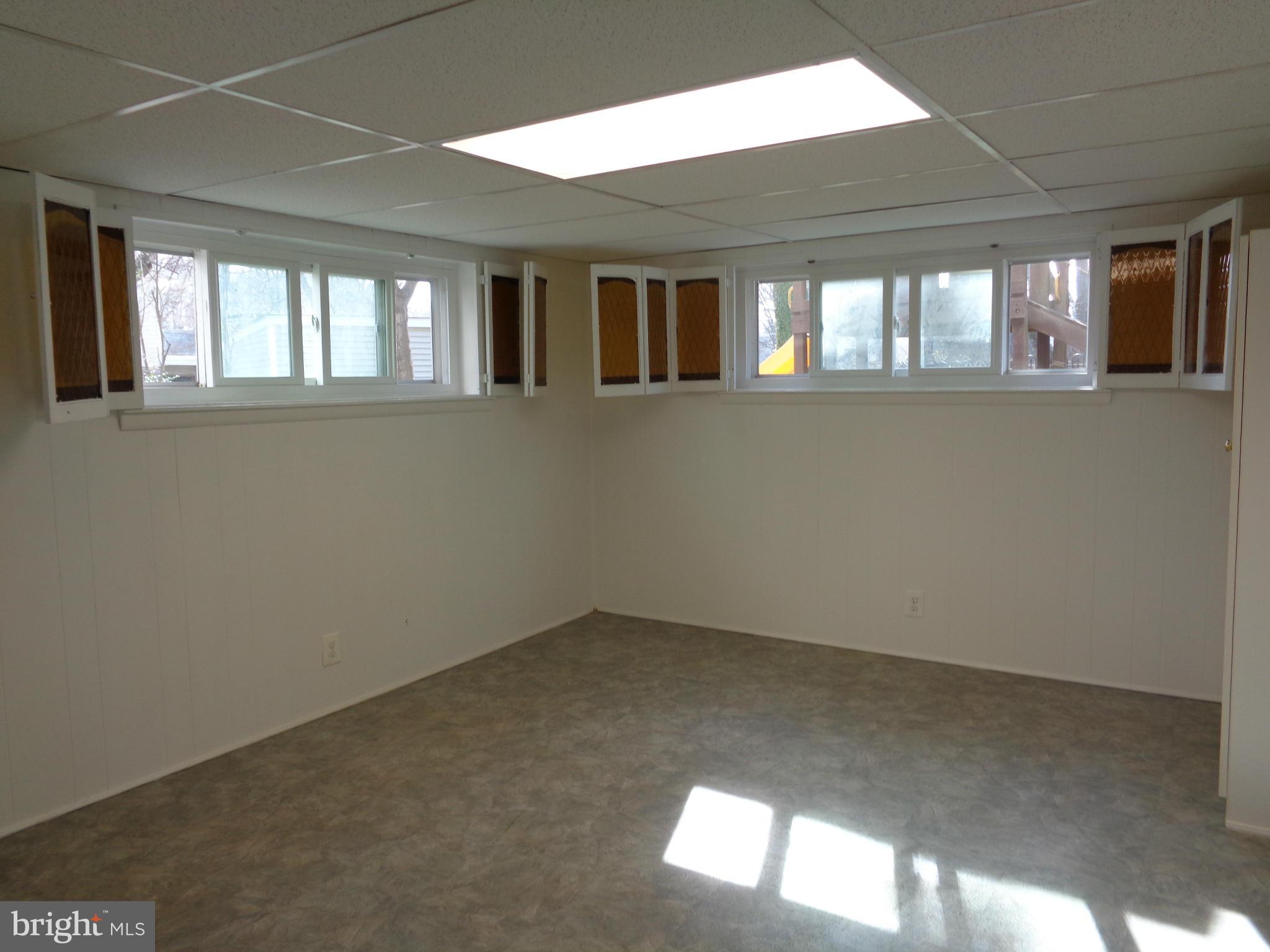 7603 Ingle Place Springfield, VA 22151 - Photo 25 of 30 Bedroom