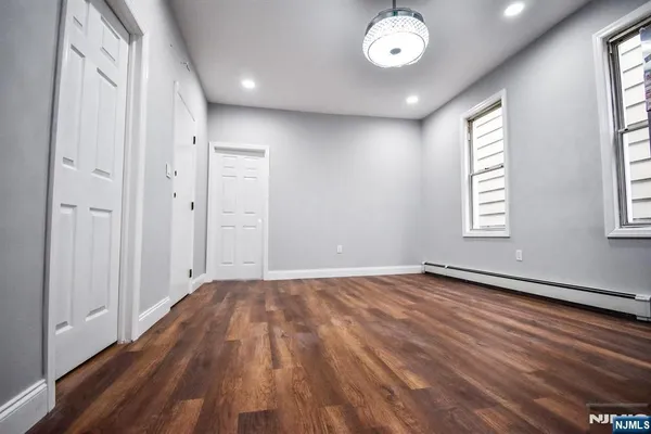 $3,200 | 17 Troy Street, Unit 2, Jersey City, NJ 07307