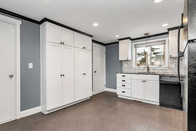 $709,900 | 192 Franklin Street, Haverhill, MA 01830