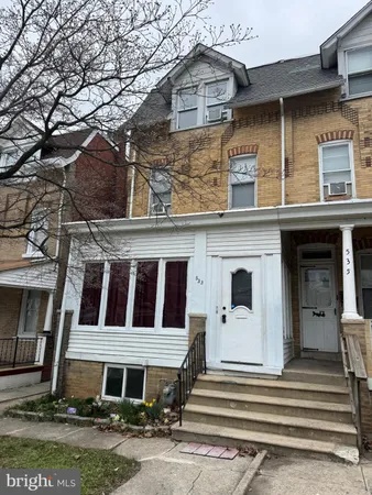 $2,600 | 533 Buttonwood Street, Norristown, PA 19401