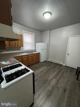$2,600 | 533 Buttonwood Street, Norristown, PA 19401