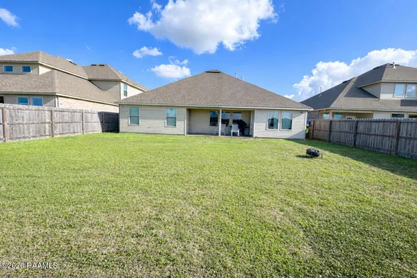 $2,000 | 7004 Silver Lk Drive, Maurice, LA 70555