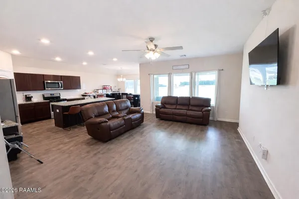 $2,000 | 7004 Silver Lk Drive, Maurice, LA 70555