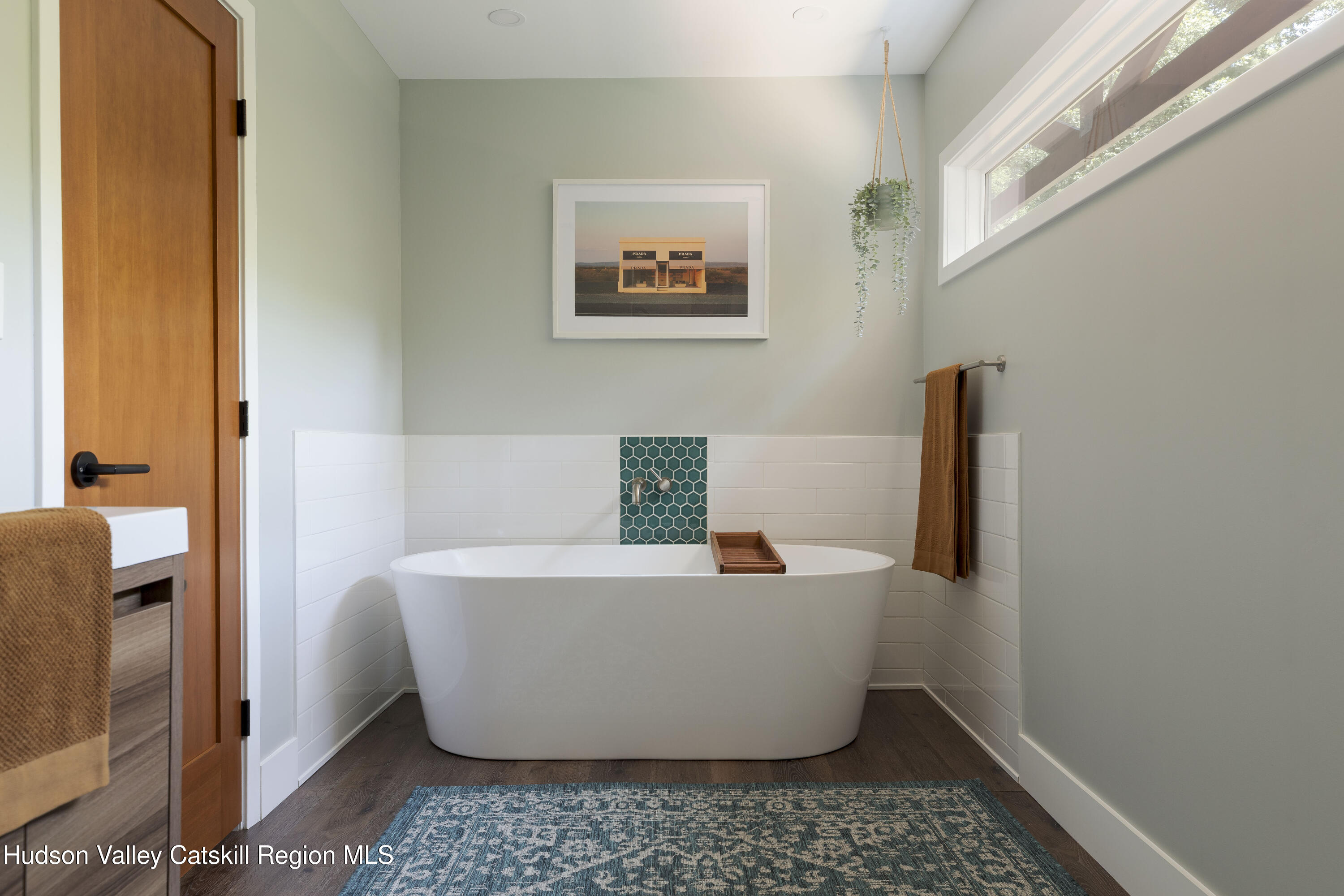 63 Lapla Road Kingston, NY 12401 - Photo 6 of 42 a living room with a couch