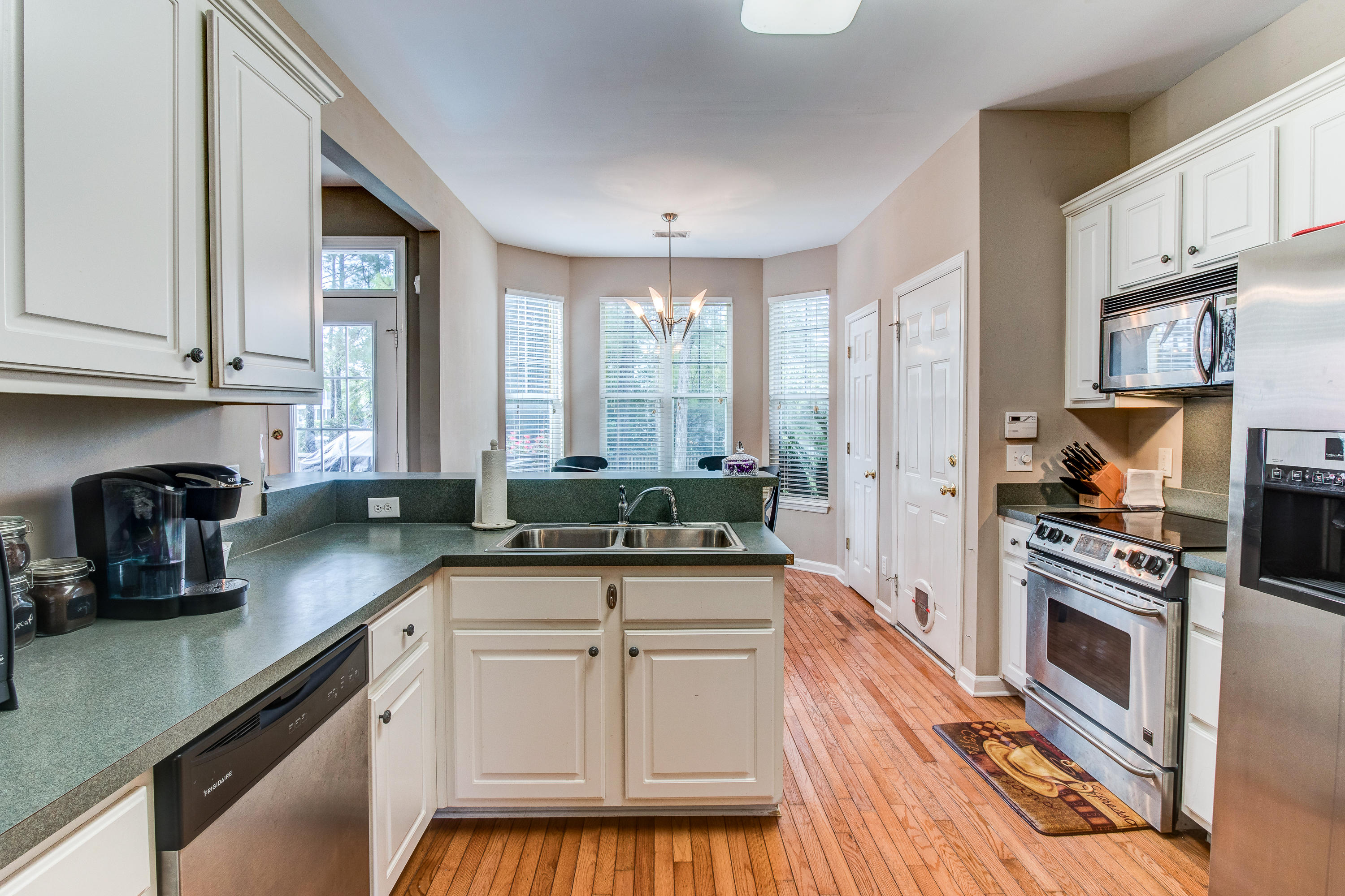 1508 Devol Street Mount Pleasant, SC 29466 - Photo 6 of 26 7--FULL