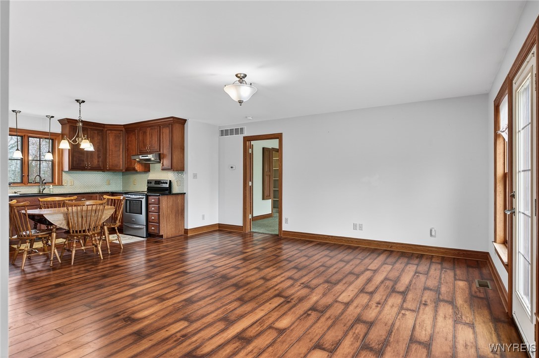 3945 Lower River Road Porter, NY 14174 - Photo 27 of 43