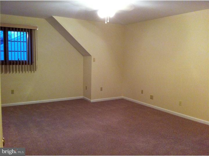22 Ross Road Wilmington, DE 19810 - Photo 13 of 19 Bedroom - Main