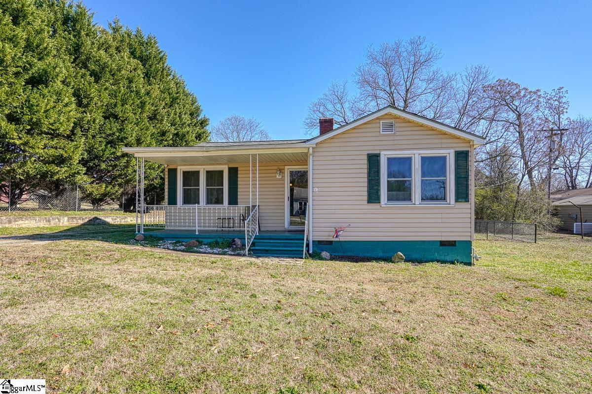 151 Cleveland Street Pacolet, SC 29372 - Photo 1 of 24