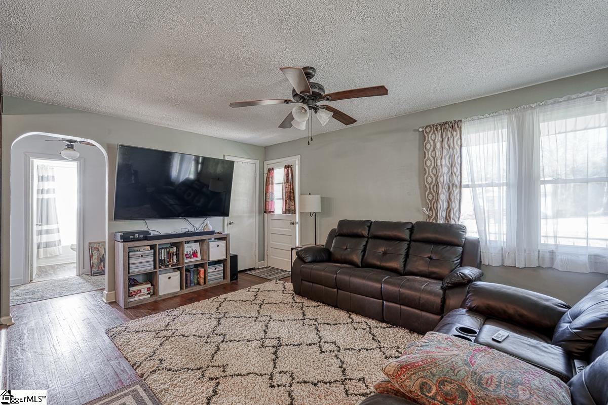 151 Cleveland Street Pacolet, SC 29372 - Photo 3 of 24