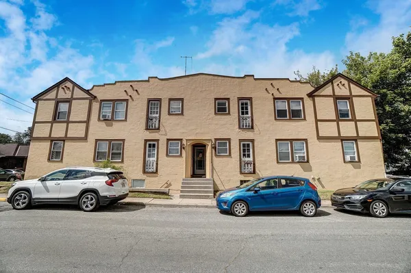 $825 | 104 Bank Avenue, Unit 2, St. Bernard, OH 45217