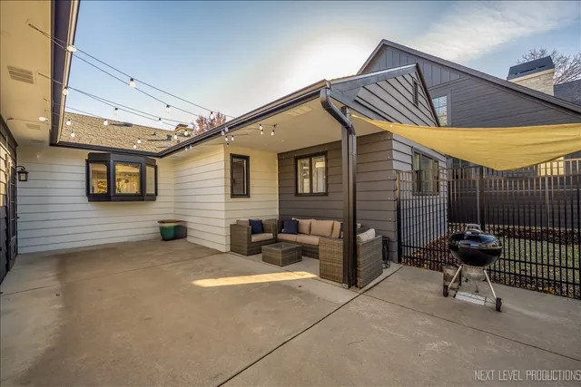 $599,900 | 1017 South 6th Street, St. Charles, IL 60174