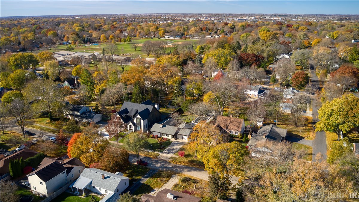 1017 South 6th Street St. Charles, IL 60174 - Photo 29 of 30 an aerial view of residential houses with outdoor space