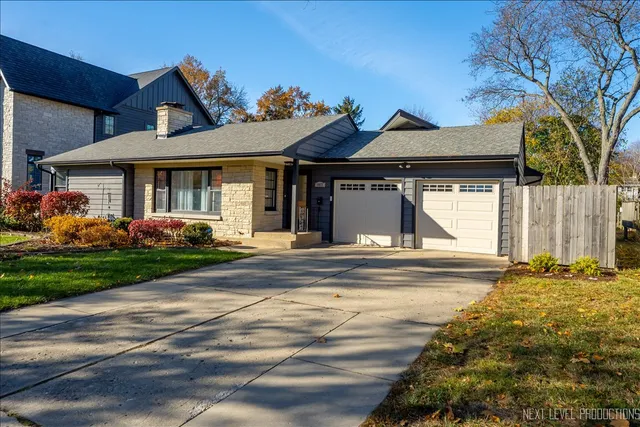 $599,900 | 1017 South 6th Street, St. Charles, IL 60174