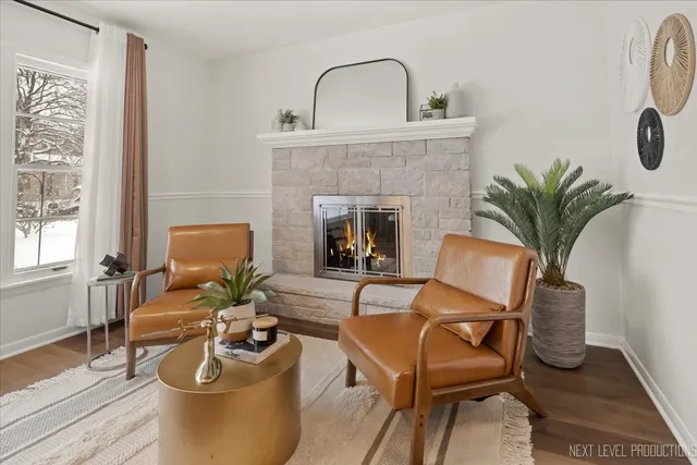 $599,900 | 1017 South 6th Street, St. Charles, IL 60174