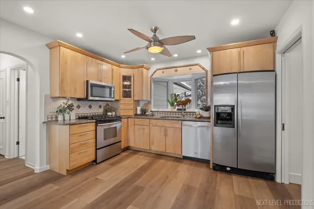 $599,900 | 1017 South 6th Street, St. Charles, IL 60174