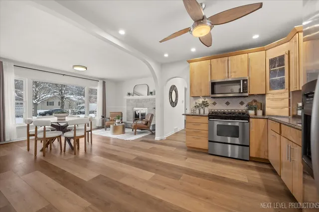 $599,900 | 1017 South 6th Street, St. Charles, IL 60174