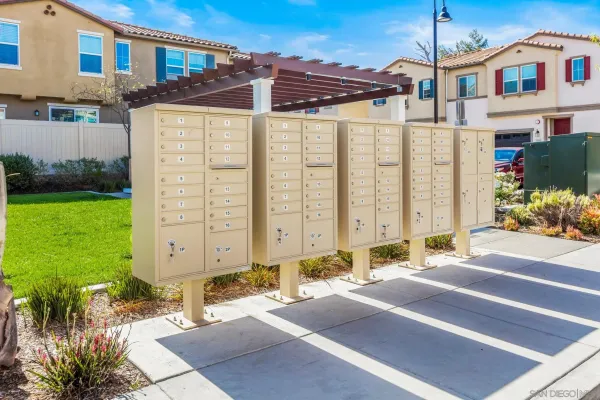 $795,000 | 505 Pinedale Street, Vista, CA 92081