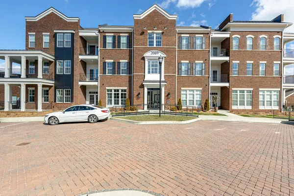 $2,650 | 2089 Branford Place, Unit 102, Thompson's Station, TN 37179
