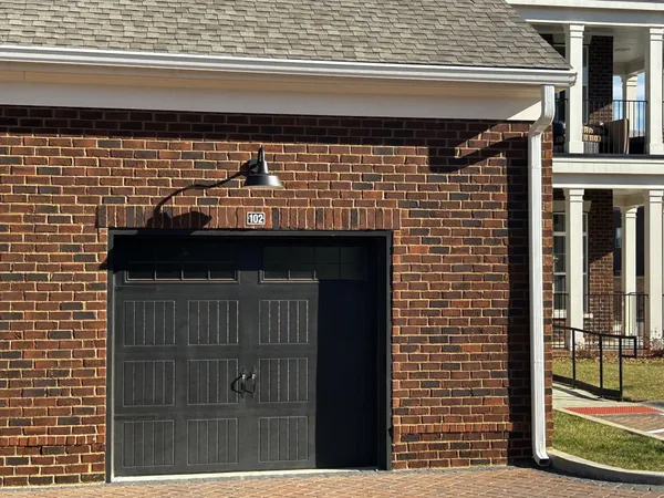 $2,650 | 2089 Branford Place, Unit 102, Thompson's Station, TN 37179