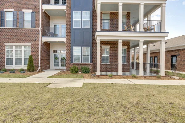 $2,650 | 2089 Branford Place, Unit 102, Thompson's Station, TN 37179