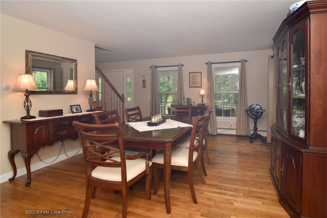 51 Wapping Road Portsmouth, RI 02871 - Photo 14 of 38