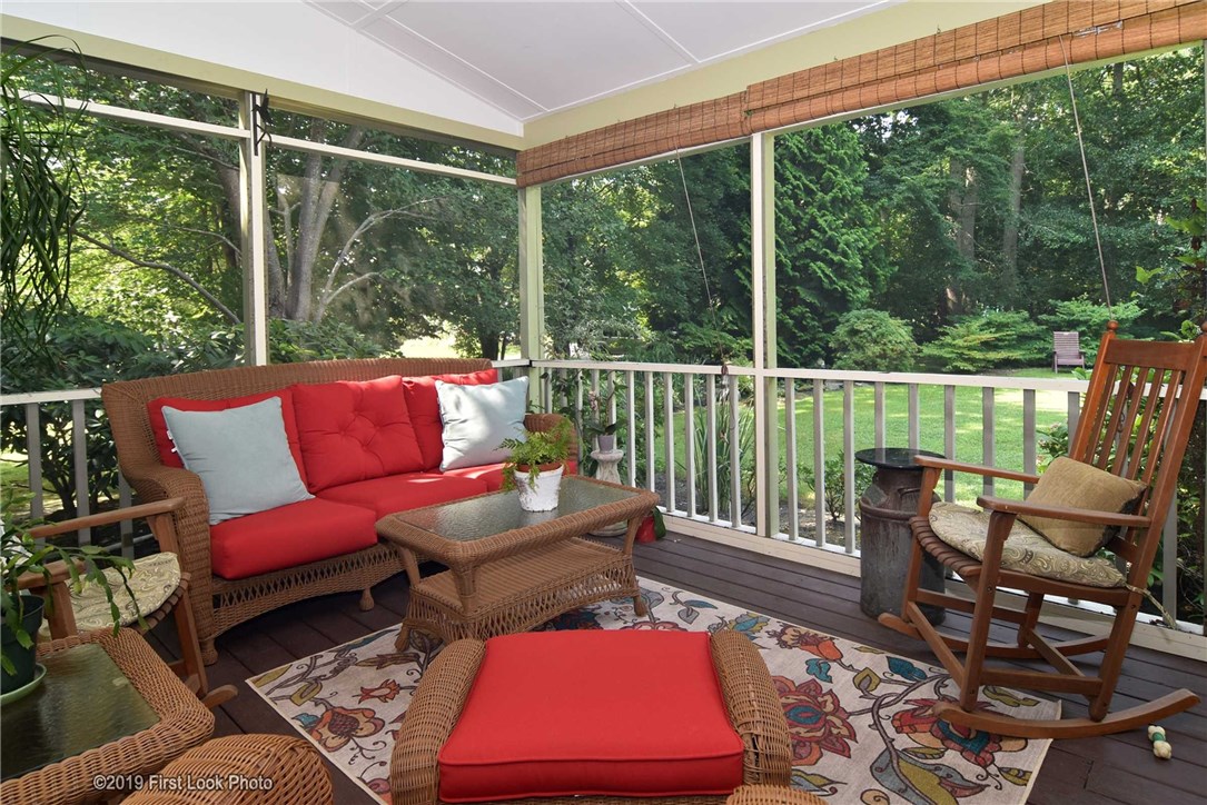 51 Wapping Road Portsmouth, RI 02871 - Photo 19 of 38