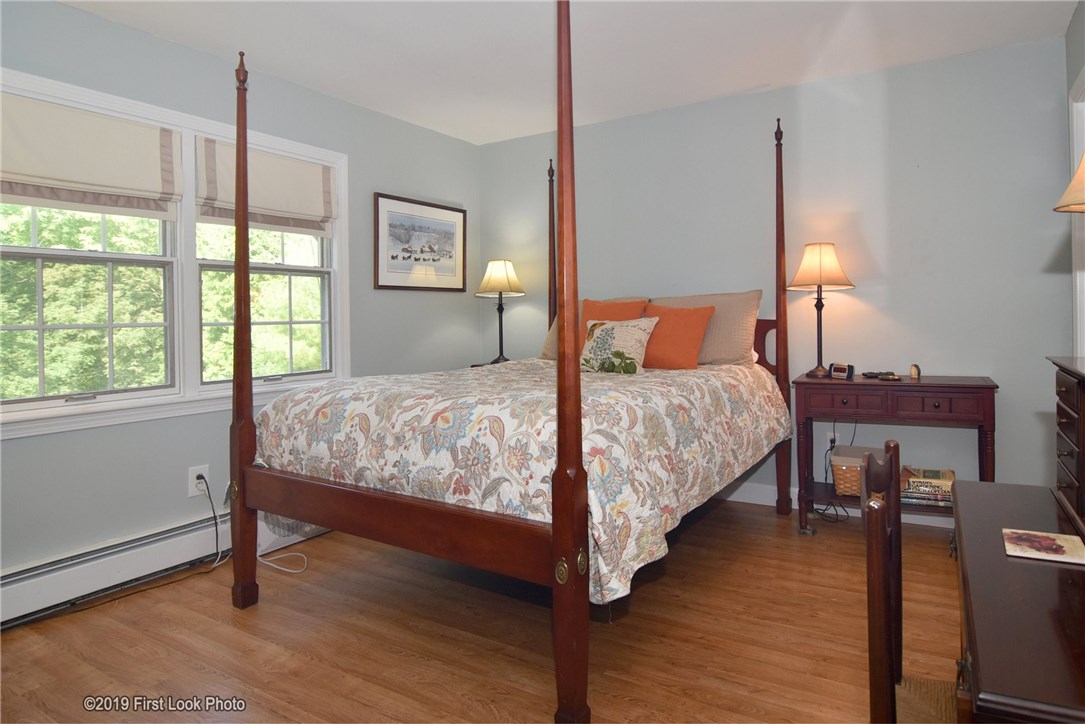 51 Wapping Road Portsmouth, RI 02871 - Photo 29 of 38