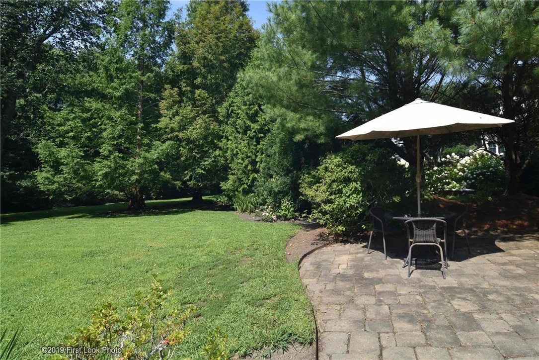 51 Wapping Road Portsmouth, RI 02871 - Photo 33 of 38