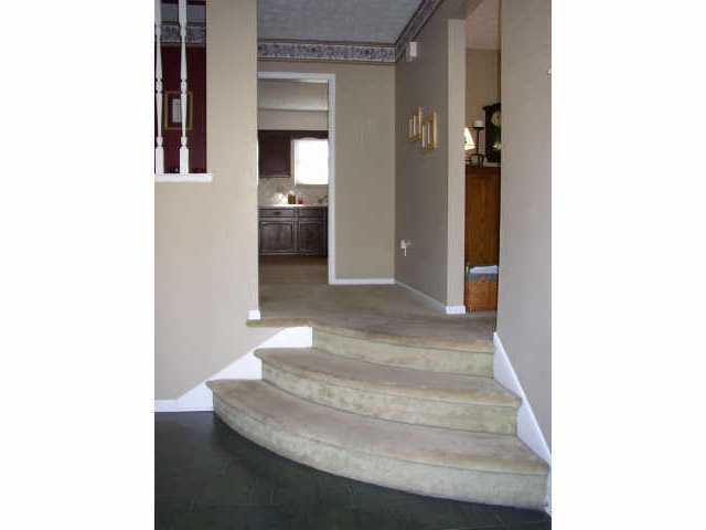 2145 Sumac Loop South Columbus, OH 43229 - Photo 2 of 5