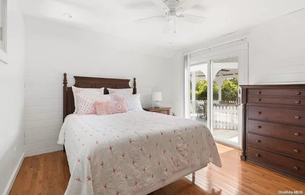 $9,500 | 603 Bayberry Walk, Ocean Beach, NY 11770