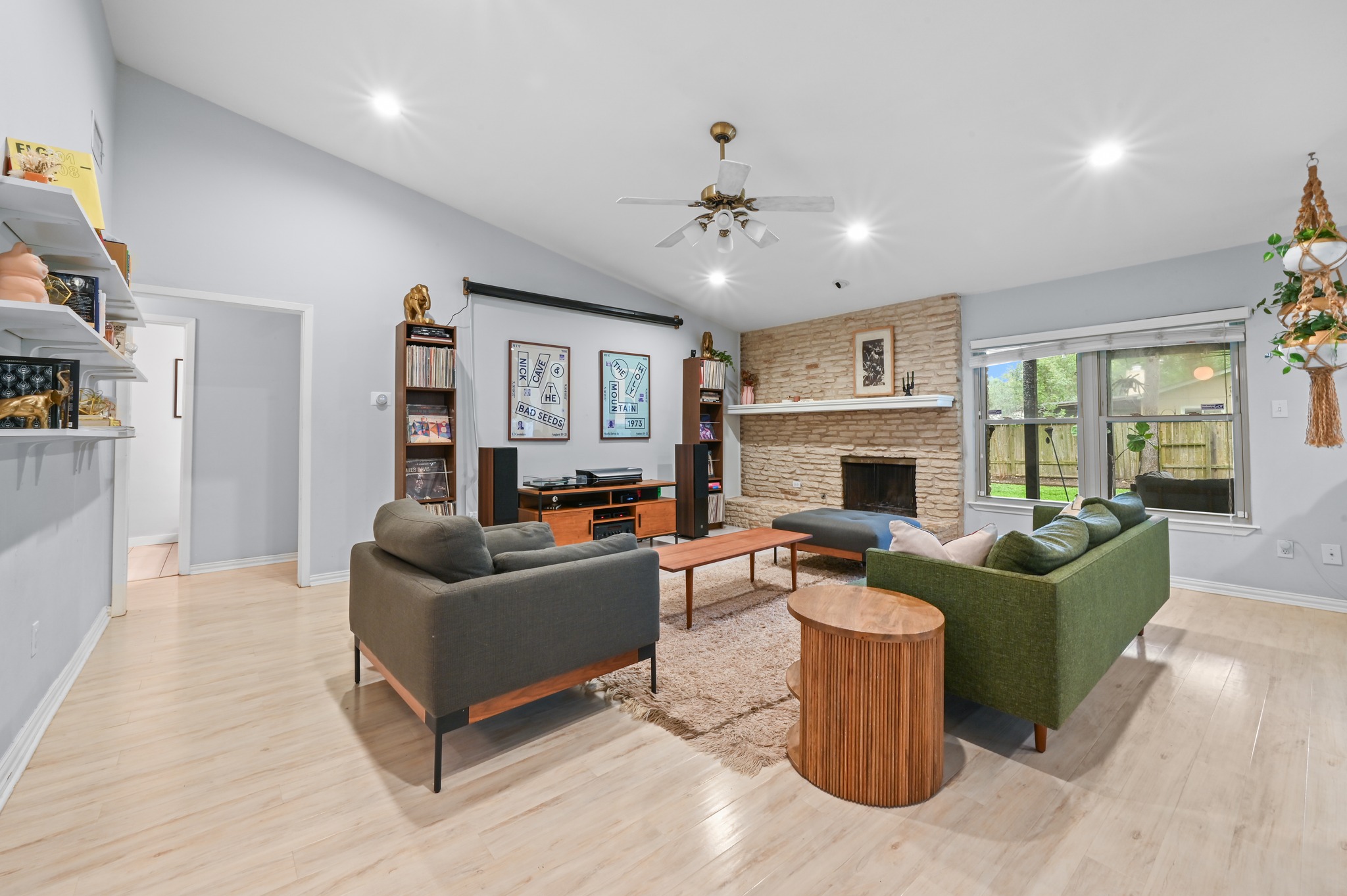 2509 Redleaf Lane Austin, TX 78745 - Photo 2 of 28