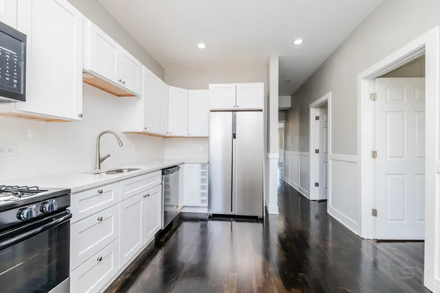 $569,000 | 3651 West Grenshaw Street, Chicago, IL 60624