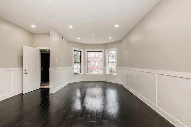 $569,000 | 3651 West Grenshaw Street, Chicago, IL 60624