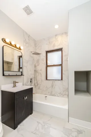 $569,000 | 3651 West Grenshaw Street, Chicago, IL 60624