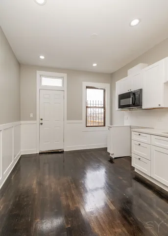 $569,000 | 3651 West Grenshaw Street, Chicago, IL 60624