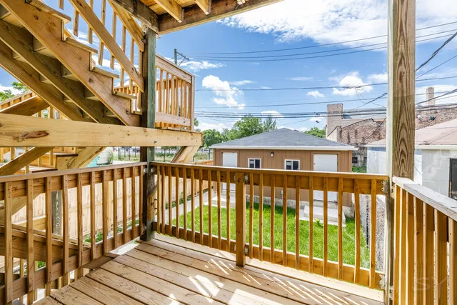 $569,000 | 3651 West Grenshaw Street, Chicago, IL 60624