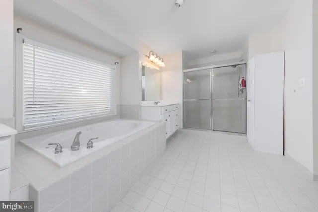 $1,100,000 | 107 Preakness Drive, Mullica Hill, NJ 08062