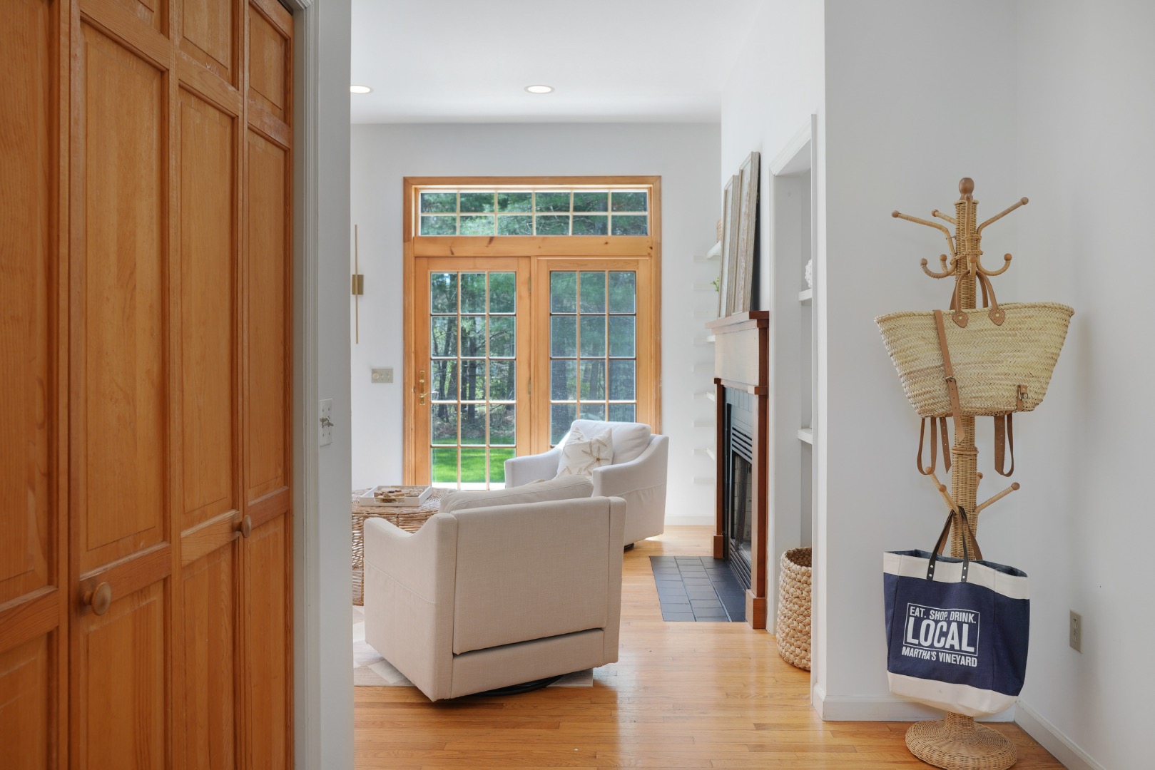 2 Cosmos Way Edgartown, MA 02539 - Photo 4 of 29 a living room with furniture and a window