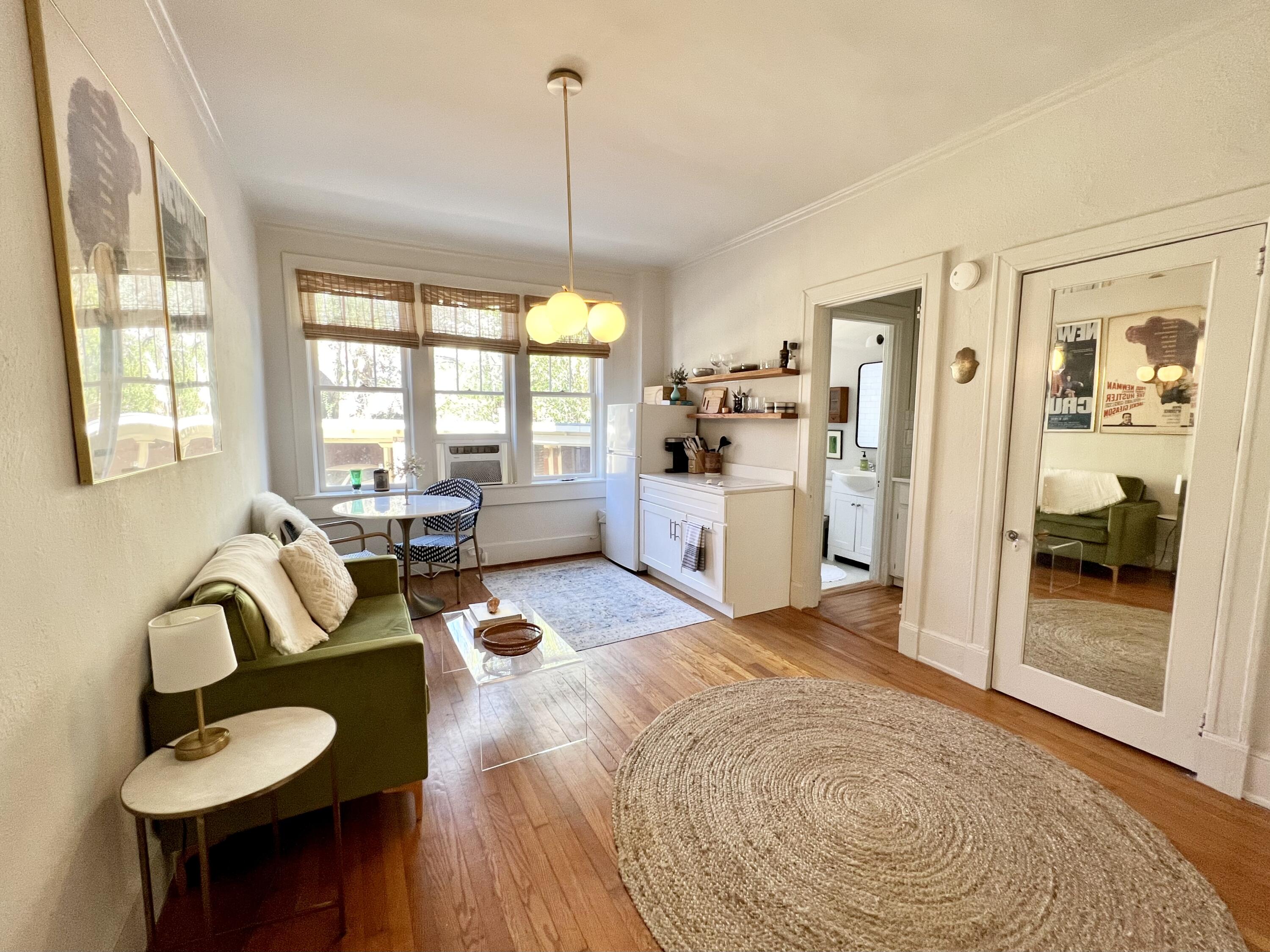 63 Rutledge Avenue, Unit 5 Charleston, SC 29401 - Photo 1 of 9 63 Rutledge Avenue #5